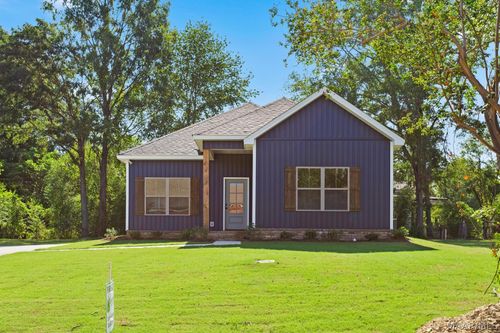 404 Alabama St, Wetumpka, AL, 36092-1821 | Card Image