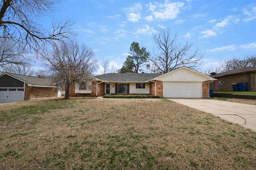 3915 W Westbrook Drive, Stillwater, OK, 74074 | Card Image