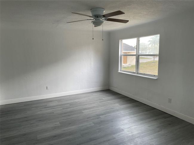 Living Room | Image 6