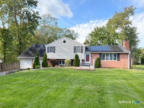 37 Peters Ln, North Haven, CT, 06473-3826 | Card Image