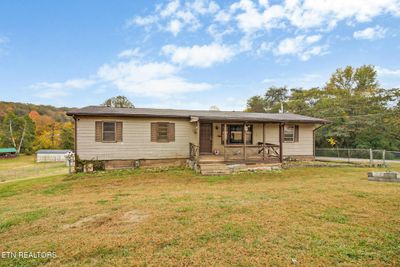 197 Balboa Drive, House other with 3 bedrooms, 1 bathrooms and null parking in Rockwood TN | Image 2