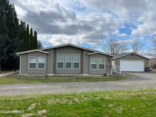 332 Parish Rd, Selah, WA, 98942-9263 | Card Image