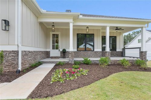 6830 Heard Ln, Cumming, GA, 30041-8120 | Card Image