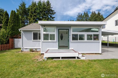 2217 E 64th Street, Tacoma, WA, 98404 | Card Image