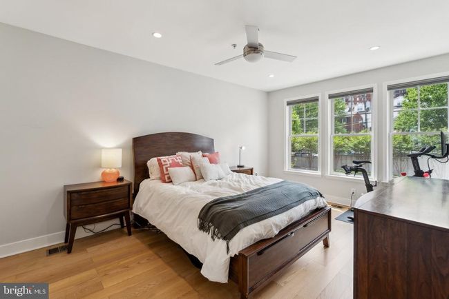 B117 - 1418 N Rhodes St, Townhouse with 2 bedrooms, 3 bathrooms and null parking in ARLINGTON VA | Image 16