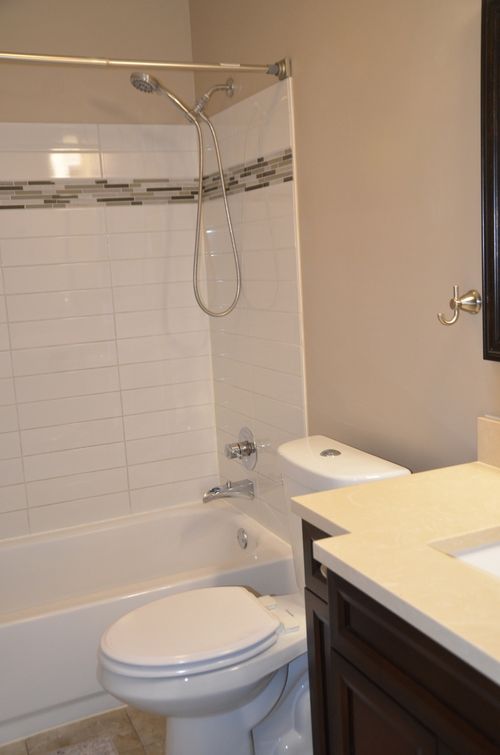 unit-103-788 N Gary Ave, Carol Stream, IL, 60188-4907 | Card Image