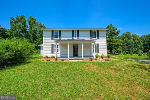 14040 W Patrick Henry Rd, DOSWELL, VA, 23047-2059 | Card Image