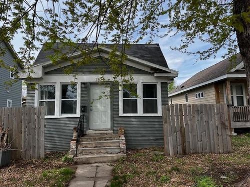 1921 Queen Avenue N, Minneapolis, MN, 55411 | Card Image