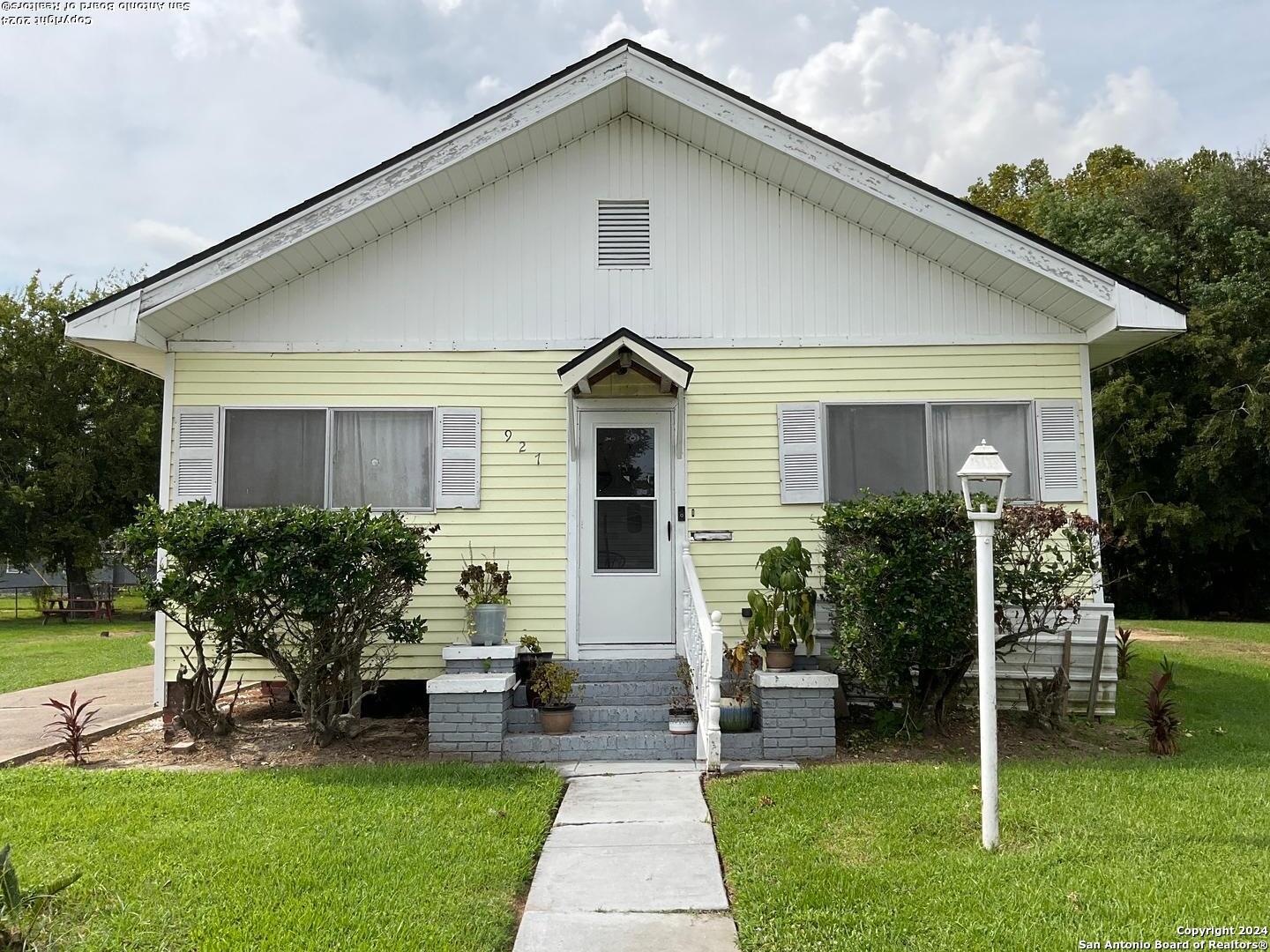 Stilwell Blvd, Port Arthur, TX 77640