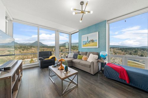 2202-1550 Fern St, North Vancouver, BC, V7J0A9 | Card Image