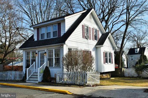 19 Snowden Ave, HADDONFIELD, NJ, 08033-1327 | Card Image