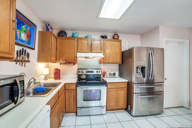 12938 Ocean Glade, House other with 2 bedrooms, 2 bathrooms and null parking in San Antonio TX | Image 6