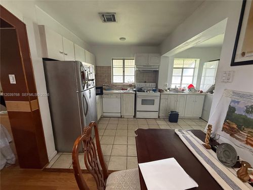 2447 Arthur St, Hollywood, FL, 33020-3009 | Card Image