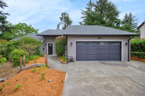1508 Skeena Dr, Comox, BC, V9M3J4 | Card Image