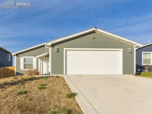 1424 Rivers Run Ave, Pueblo, CO, 81001-4401 | Card Image