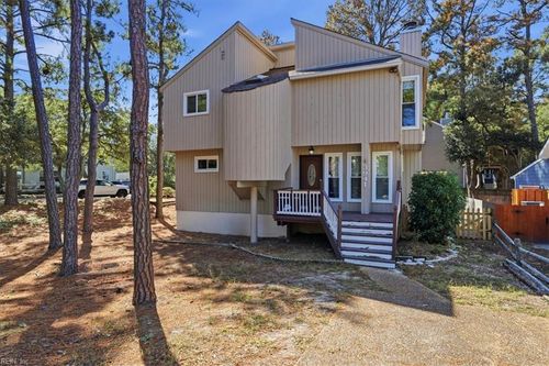 3941 Shady Oaks Dr, Virginia Beach, VA, 23455-1626 | Card Image
