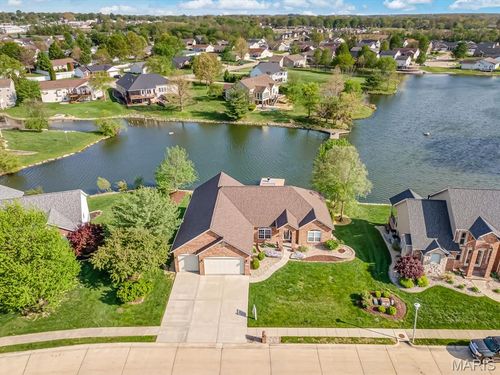 1008 Fallen Lake Dr, Waterloo, IL, 62298-1282 | Card Image