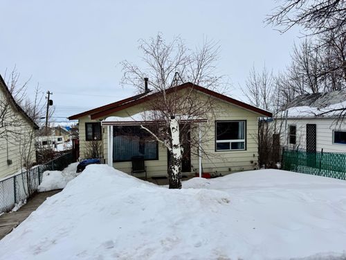 4905 46 Avenue, Spirit River, AB, T0H3G0 | Card Image