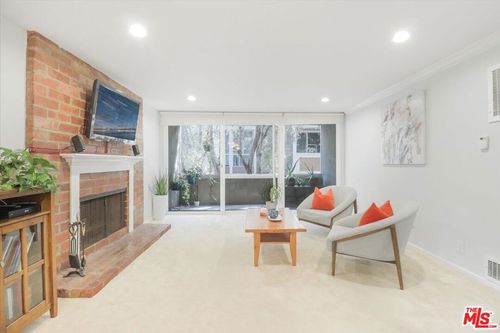 203-6305 Green Valley Cir, Culver City, CA, 90230 | Card Image