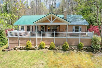 177 Lake Dr, House other with 3 bedrooms, 2 bathrooms and 2 parking in Topton NC | Image 2