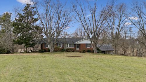 526 W Boiling Springs Rd, Portland, TN, 37148-5358 | Card Image