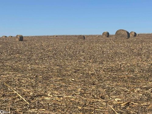 24891 Robin Ave, Bonaparte, IA, 52620-8164 | Card Image