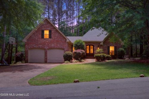 37 Cedarow, Hattiesburg, MS, 39402-7774 | Card Image