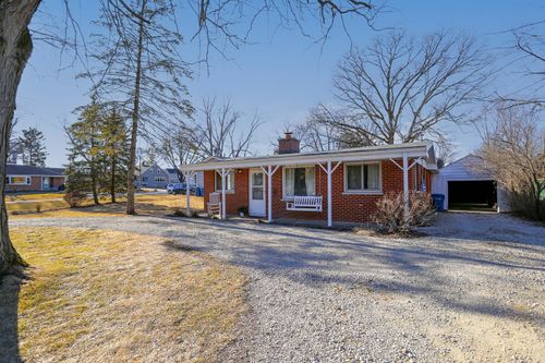 224 James Ct, Burlington, IL, 60109 | Card Image