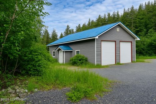 110 Crest Cir, Cordova, AK, 99574-0229 | Card Image