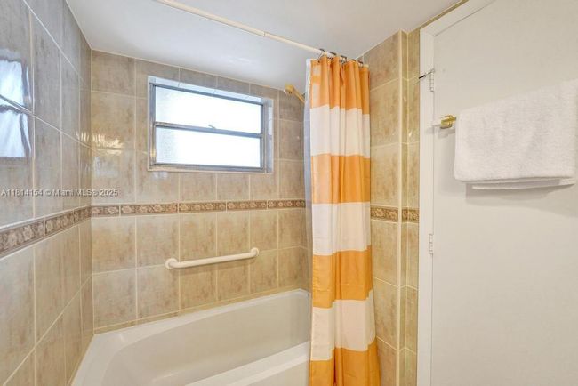 APT-304 - 1911 Sabal Palm Dr, Condo with 2 bedrooms, 2 bathrooms and null parking in Davie FL | Image 20