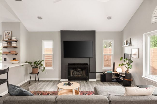 8504 Verona Trl, House other with 3 bedrooms, 3 bathrooms and 4 parking in Austin TX | Image 16