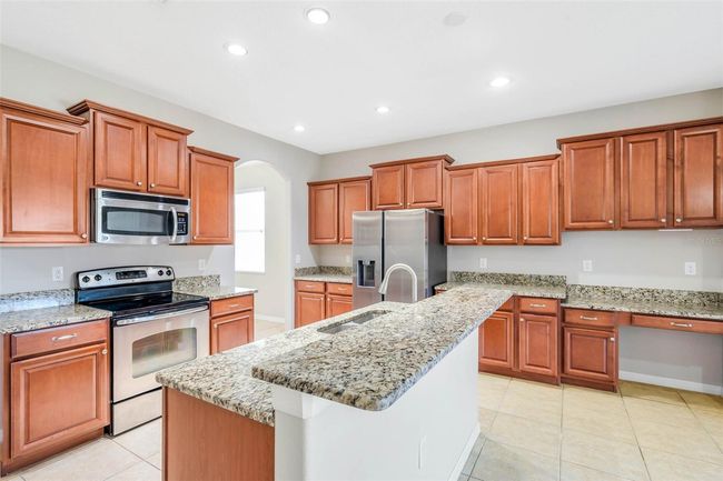 20209 Merry Oak Ave, House other with 6 bedrooms, 3 bathrooms and null parking in TAMPA FL | Image 14