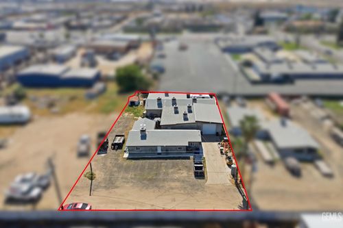 2810 Patton Way, Bakersfield, CA, 93308 | Card Image