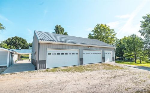 400 Broadway Ave, Leslie, MO, 63056-2317 | Card Image