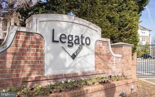 unit-203-12140 Garden Grove Cir, FAIRFAX, VA, 22030-9014 | Card Image