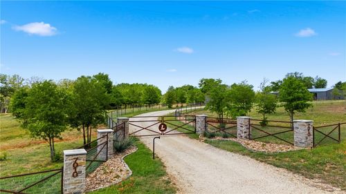 7010 Fm 2549, Hearne, TX, 77859 | Card Image