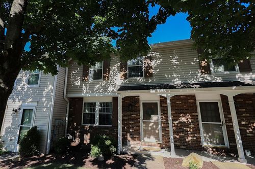 316 Murrays Ln, Castle Shannon, PA, 15234-2353 | Card Image
