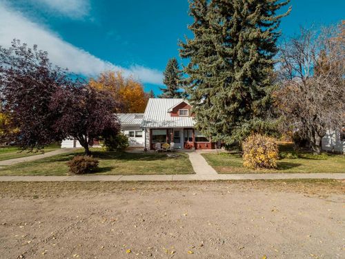 41 Main Street S, Hill Spring, AB, T0K1E0 | Card Image