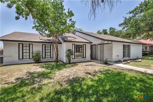 1909 Canyon Creek Dr, Temple, TX, 76502-3212 | Card Image