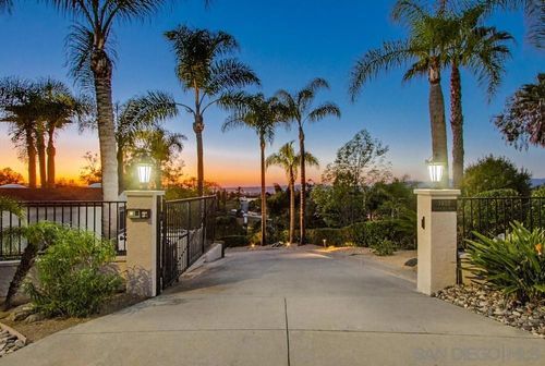 1932 Golden Hill, Vista, CA, 92084 | Card Image