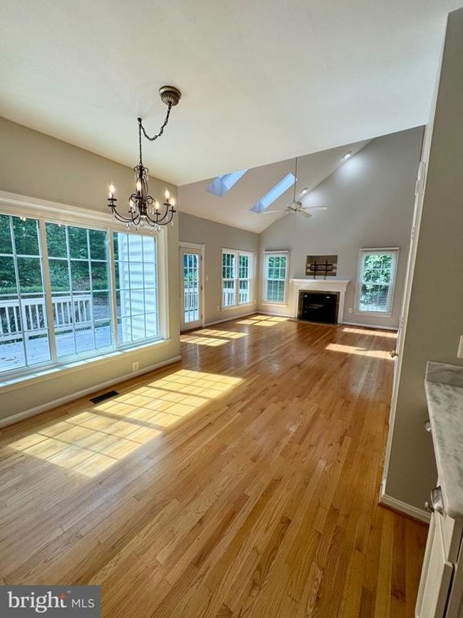 805 Winterberry Dr, House other with 5 bedrooms, 4 bathrooms and null parking in FREDERICKSBURG VA | Image 7