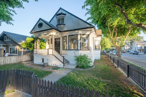 54 E 8th Street, Tracy, CA, 95376 | Card Image