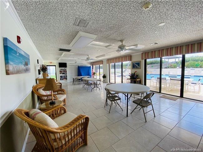 APT-401 - 10044 Ocean Dr, Condo with 3 bedrooms, 2 bathrooms and null parking in Jensen Beach FL | Image 73