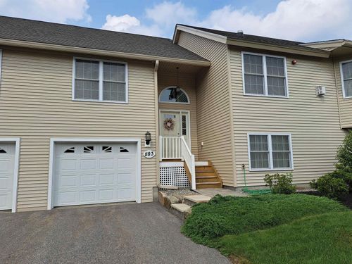 apt-3-118 Hall Rd, Fremont, NH, 03044-3368 | Card Image