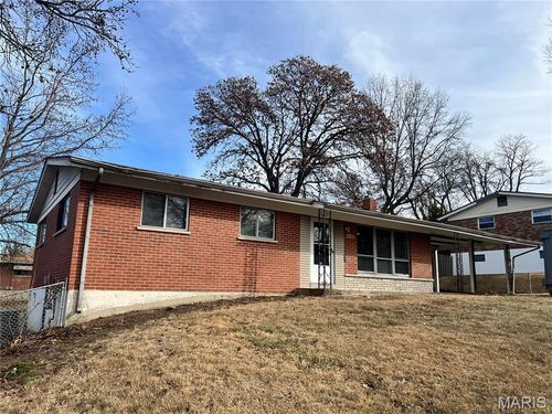 5150 Wallingford Dr, Saint Louis, MO, 63121-1015 | Card Image