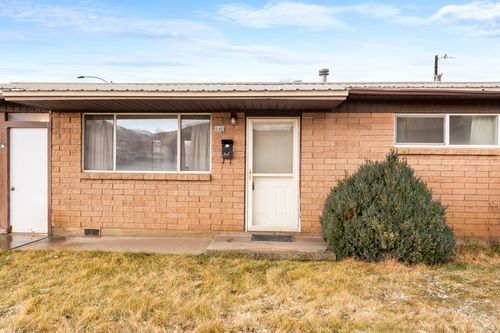 942 Sage Creek Cir, Springville, UT, 84663 | Card Image