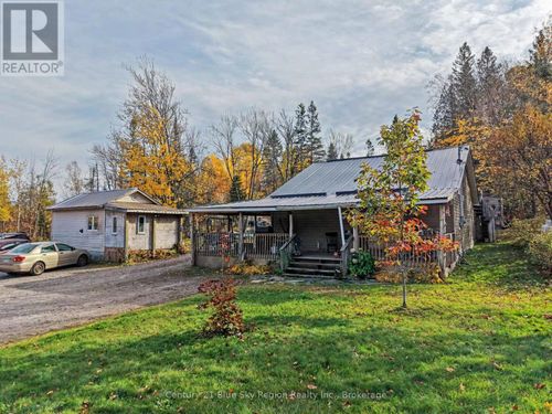 1367 Four Mile Lake Rd, North Bay, ON, P1B8G2 | Card Image