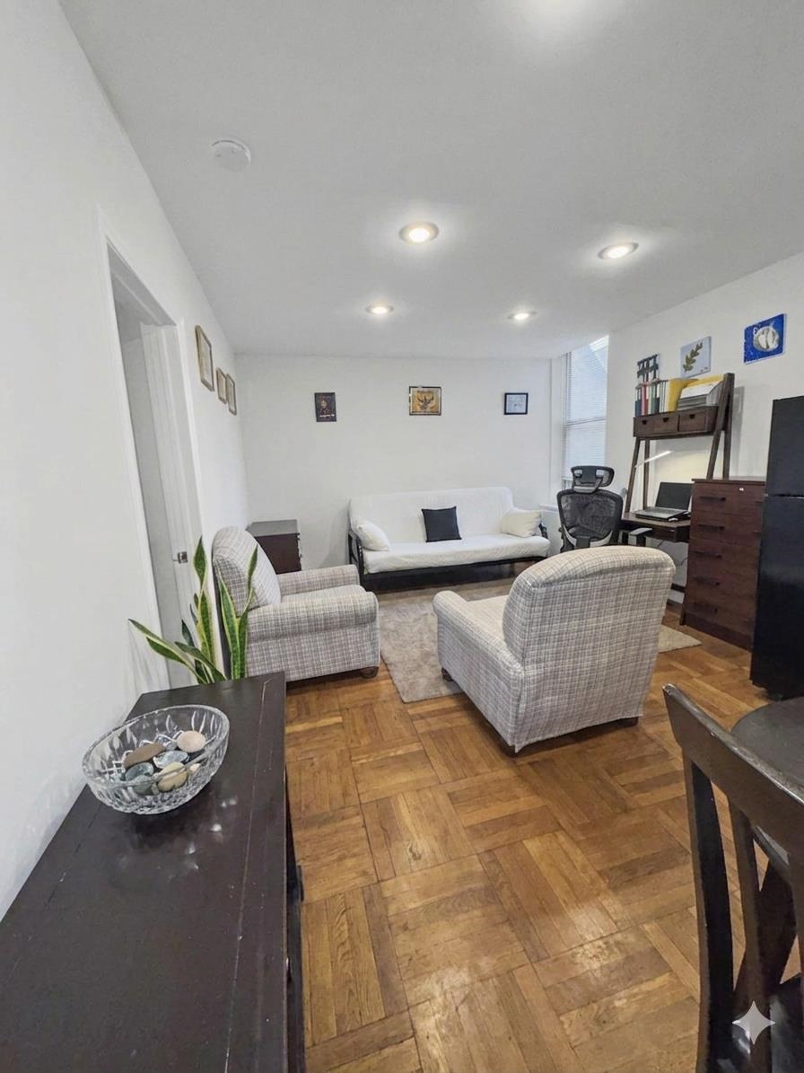 Residential in North Bergen 4