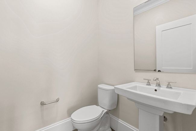 III - 846 Main St, Condo with 3 bedrooms, 3 bathrooms and null parking in Winchester MA | Image 22