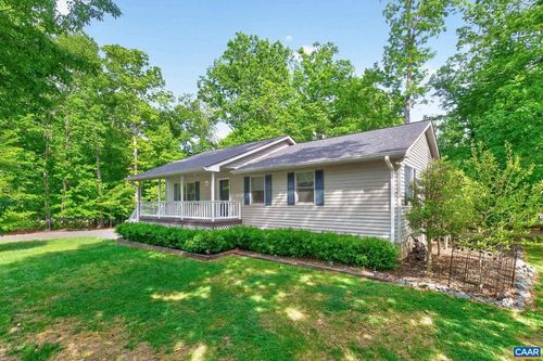 47 Dogleg Rd, PALMYRA, VA, 22963-2308 | Card Image